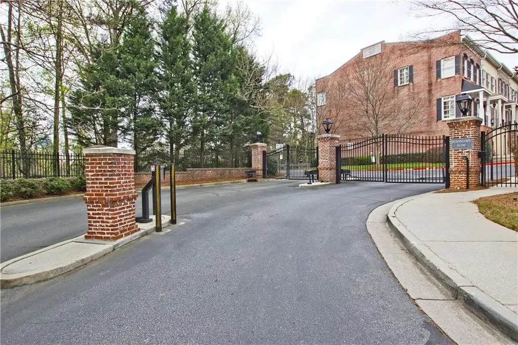 1059 Pearl Point, Atlanta, Georgia 30328, 3 Bedrooms Bedrooms, ,3 BathroomsBathrooms,Residential,Sold,1059 Pearl Point,7024550