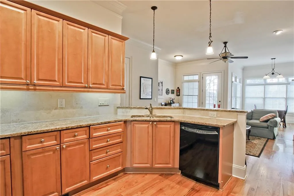 1059 Pearl Point, Atlanta, Georgia 30328, 3 Bedrooms Bedrooms, ,3 BathroomsBathrooms,Residential,Sold,1059 Pearl Point,7024550