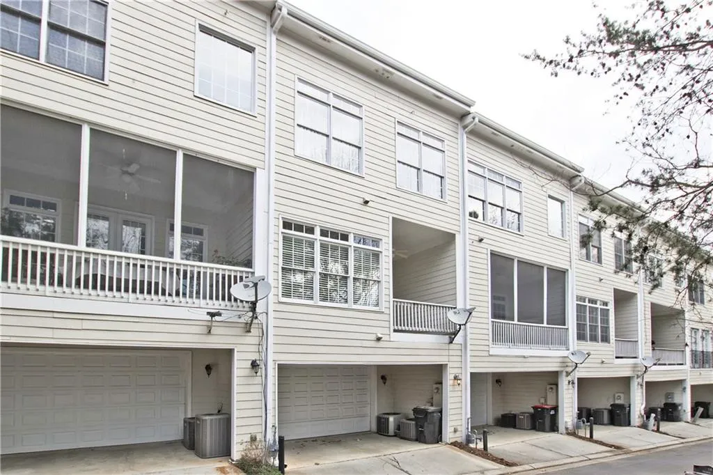 1059 Pearl Point, Atlanta, Georgia 30328, 3 Bedrooms Bedrooms, ,3 BathroomsBathrooms,Residential,Sold,1059 Pearl Point,7024550