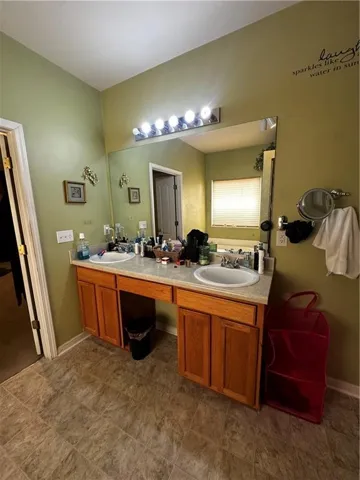 1170