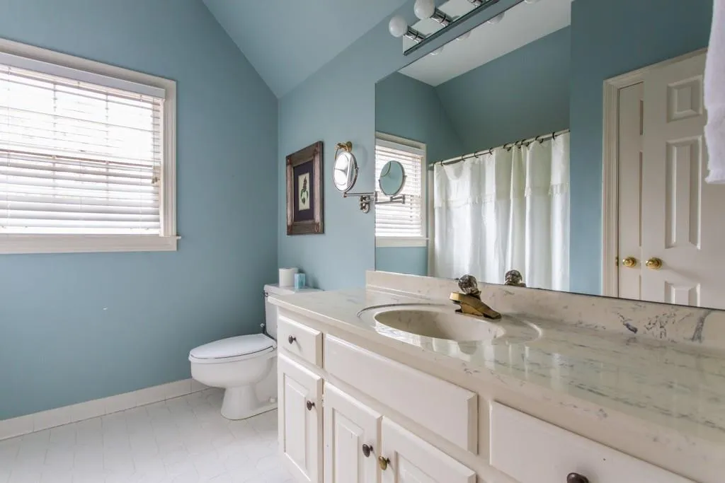 330 Quiet Water Lane, Sandy Springs, Georgia 30350, 4 Bedrooms Bedrooms, ,5 BathroomsBathrooms,Residential,Sold,330 Quiet Water Lane,5750762