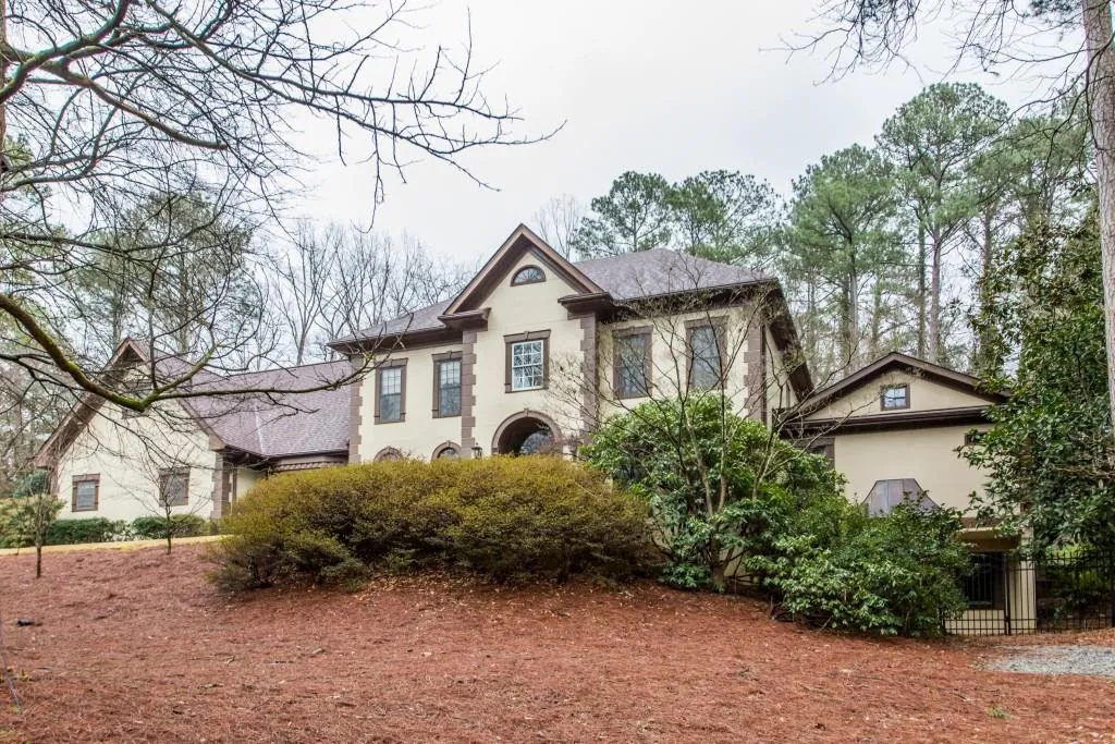 330 Quiet Water Lane, Sandy Springs, Georgia 30350, 4 Bedrooms Bedrooms, ,5 BathroomsBathrooms,Residential,Sold,330 Quiet Water Lane,5750762 330 Quiet Water Lane, Sandy Springs, Georgia 30350, 4 Bedrooms Bedrooms, ,5 BathroomsBathrooms,Residential,Sold,330 Quiet Water Lane,5750762