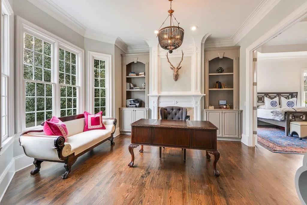 900 Heards Ferry Road, Sandy Springs, Georgia 30328, 4 Bedrooms Bedrooms, ,4 BathroomsBathrooms,Residential,Sold,900 Heards Ferry Road,6127480