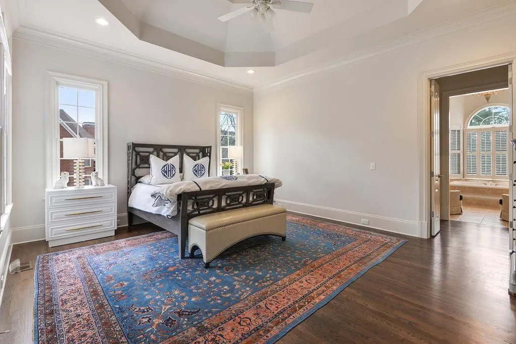 900 Heards Ferry Road, Sandy Springs, Georgia 30328, 4 Bedrooms Bedrooms, ,4 BathroomsBathrooms,Residential,Sold,900 Heards Ferry Road,6127480