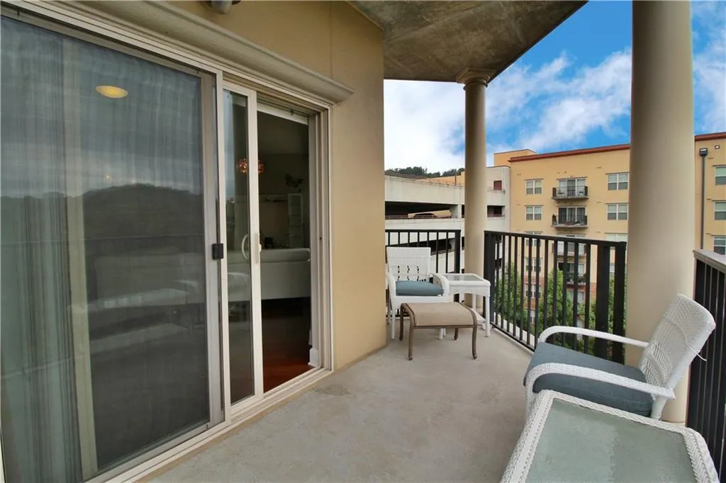 200 River Vista Drive Unit 602, Atlanta, Georgia 30339, 2 Bedrooms Bedrooms, ,2 BathroomsBathrooms,Residential,Sold,200 River Vista Drive Unit 602,6053070