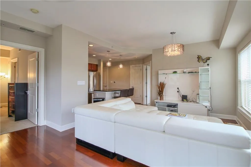 200 River Vista Drive Unit 602, Atlanta, Georgia 30339, 2 Bedrooms Bedrooms, ,2 BathroomsBathrooms,Residential,Sold,200 River Vista Drive Unit 602,6053070