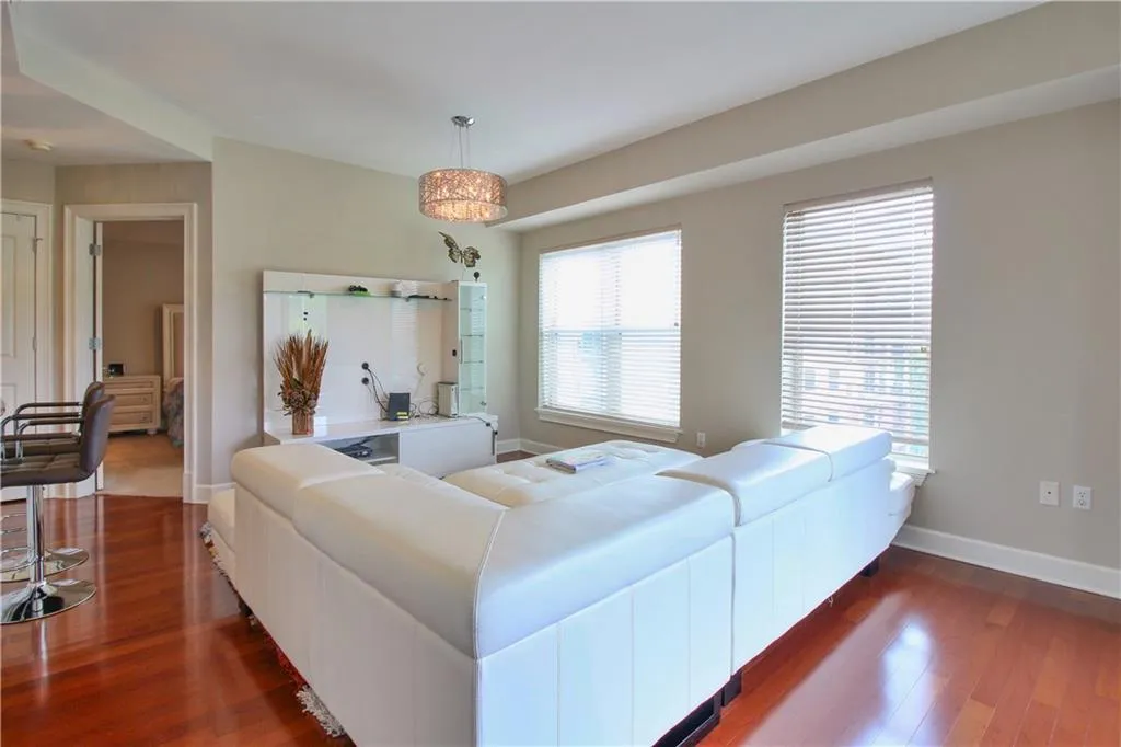 200 River Vista Drive Unit 602, Atlanta, Georgia 30339, 2 Bedrooms Bedrooms, ,2 BathroomsBathrooms,Residential,Sold,200 River Vista Drive Unit 602,6053070