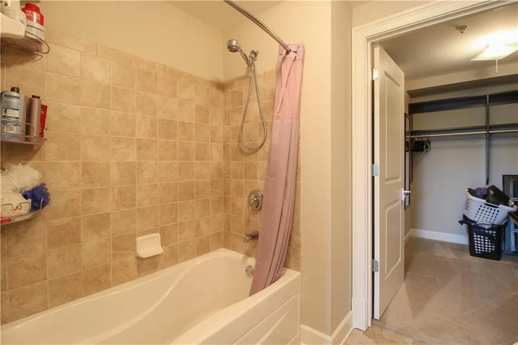 200 River Vista Drive Unit 602, Atlanta, Georgia 30339, 2 Bedrooms Bedrooms, ,2 BathroomsBathrooms,Residential,Sold,200 River Vista Drive Unit 602,6053070