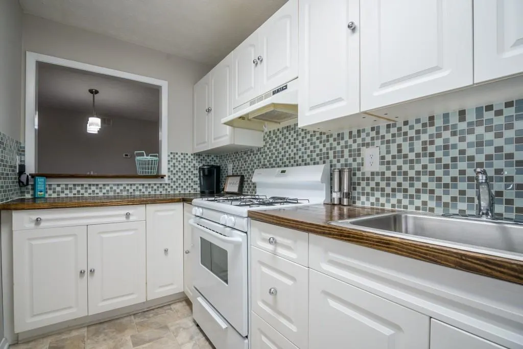 406 Woodcliff Drive Unit 406, Sandy Springs, Georgia 30350, 2 Bedrooms Bedrooms, ,1 BathroomBathrooms,Residential,Sold,406 Woodcliff Drive Unit 406,6704918 406 Woodcliff Drive Unit 406, Sandy Springs, Georgia 30350, 2 Bedrooms Bedrooms, ,1 BathroomBathrooms,Residential,Sold,406 Woodcliff Drive Unit 406,6704918