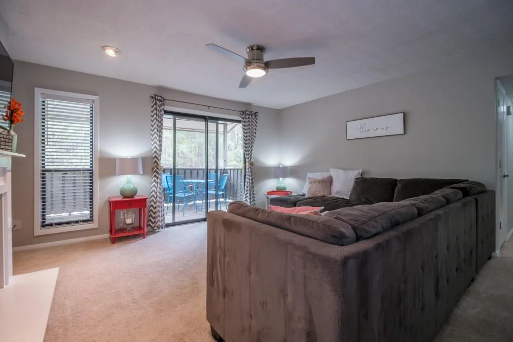 406 Woodcliff Drive Unit 406, Sandy Springs, Georgia 30350, 2 Bedrooms Bedrooms, ,1 BathroomBathrooms,Residential,Sold,406 Woodcliff Drive Unit 406,6704918 406 Woodcliff Drive Unit 406, Sandy Springs, Georgia 30350, 2 Bedrooms Bedrooms, ,1 BathroomBathrooms,Residential,Sold,406 Woodcliff Drive Unit 406,6704918