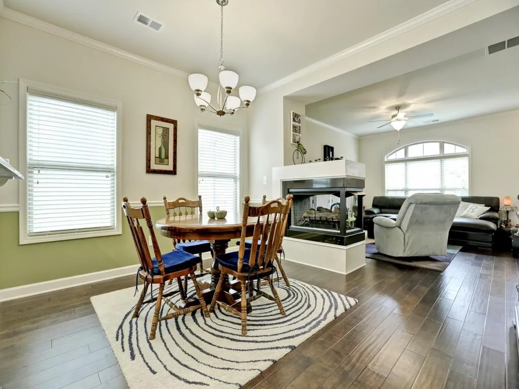 7395 Glisten Avenue Unit 0, Sandy Springs, Georgia 30328, 3 Bedrooms Bedrooms, ,3 BathroomsBathrooms,Residential,Sold,7395 Glisten Avenue Unit 0,5609896