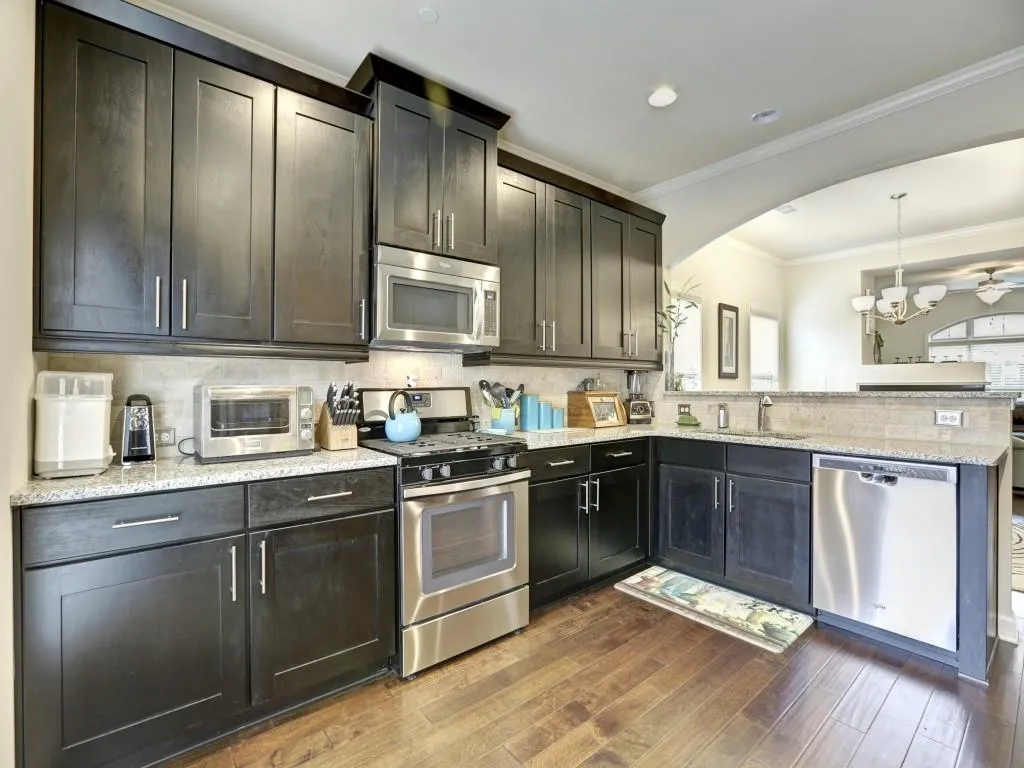 7395 Glisten Avenue Unit 0, Sandy Springs, Georgia 30328, 3 Bedrooms Bedrooms, ,3 BathroomsBathrooms,Residential,Sold,7395 Glisten Avenue Unit 0,5609896