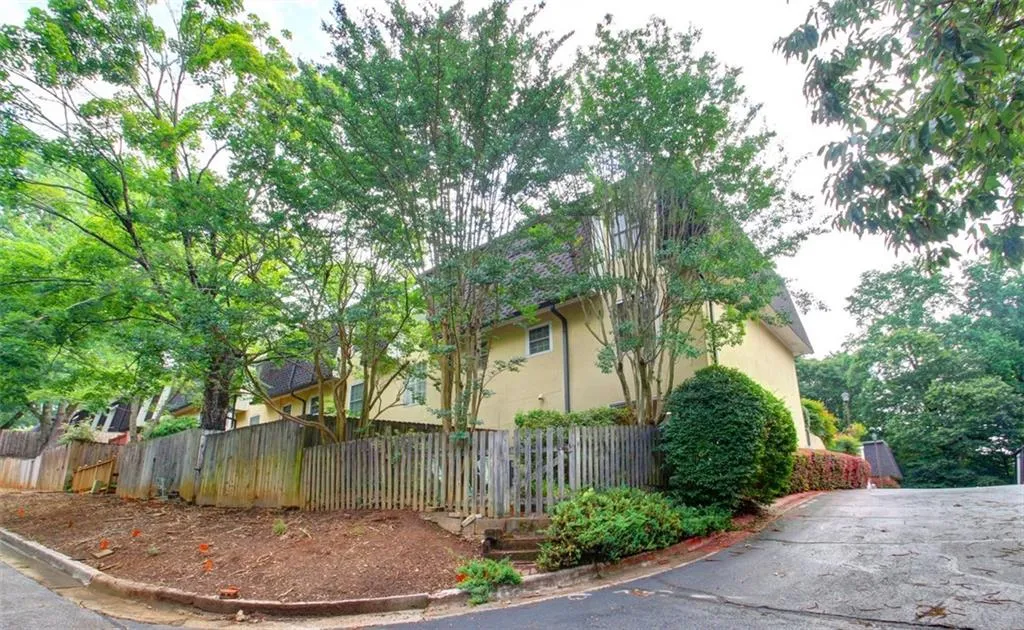 6901 Park Avenue, Sandy Springs, Georgia 30342, 3 Bedrooms Bedrooms, ,2 BathroomsBathrooms,Residential,Sold,6901 Park Avenue,6896698 6901 Park Avenue, Sandy Springs, Georgia 30342, 3 Bedrooms Bedrooms, ,2 BathroomsBathrooms,Residential,Sold,6901 Park Avenue,6896698