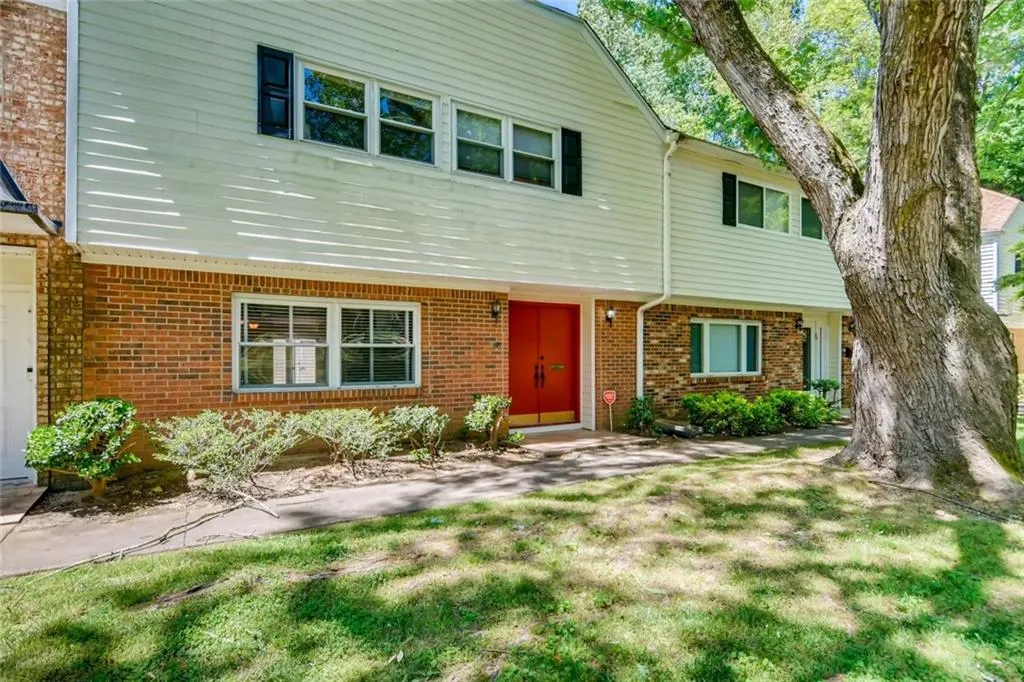 7118 Stonington Drive, Sandy Springs, Georgia 30328, 3 Bedrooms Bedrooms, ,2 BathroomsBathrooms,Residential,Sold,7118 Stonington Drive,6714708