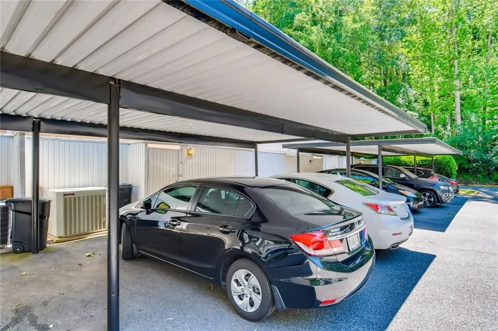 7118 Stonington Drive, Sandy Springs, Georgia 30328, 3 Bedrooms Bedrooms, ,2 BathroomsBathrooms,Residential,Sold,7118 Stonington Drive,6714708