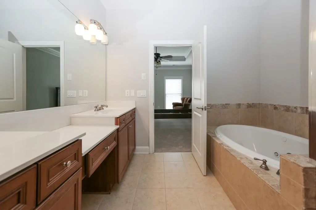 238 Meeting Lane, Atlanta, Georgia 30342, 4 Bedrooms Bedrooms, ,2 BathroomsBathrooms,Residential,Sold,238 Meeting Lane,5897829