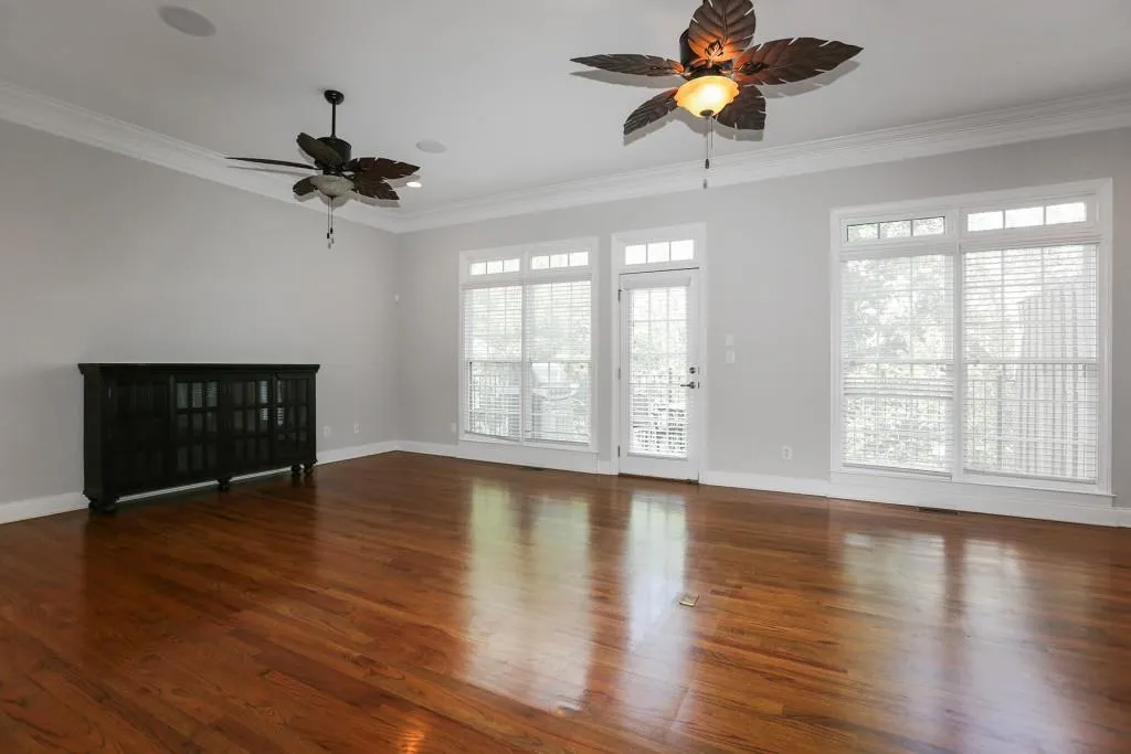 238 Meeting Lane, Atlanta, Georgia 30342, 4 Bedrooms Bedrooms, ,2 BathroomsBathrooms,Residential,Sold,238 Meeting Lane,5897829