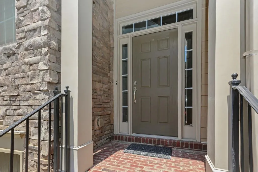 238 Meeting Lane, Atlanta, Georgia 30342, 4 Bedrooms Bedrooms, ,2 BathroomsBathrooms,Residential,Sold,238 Meeting Lane,5897829