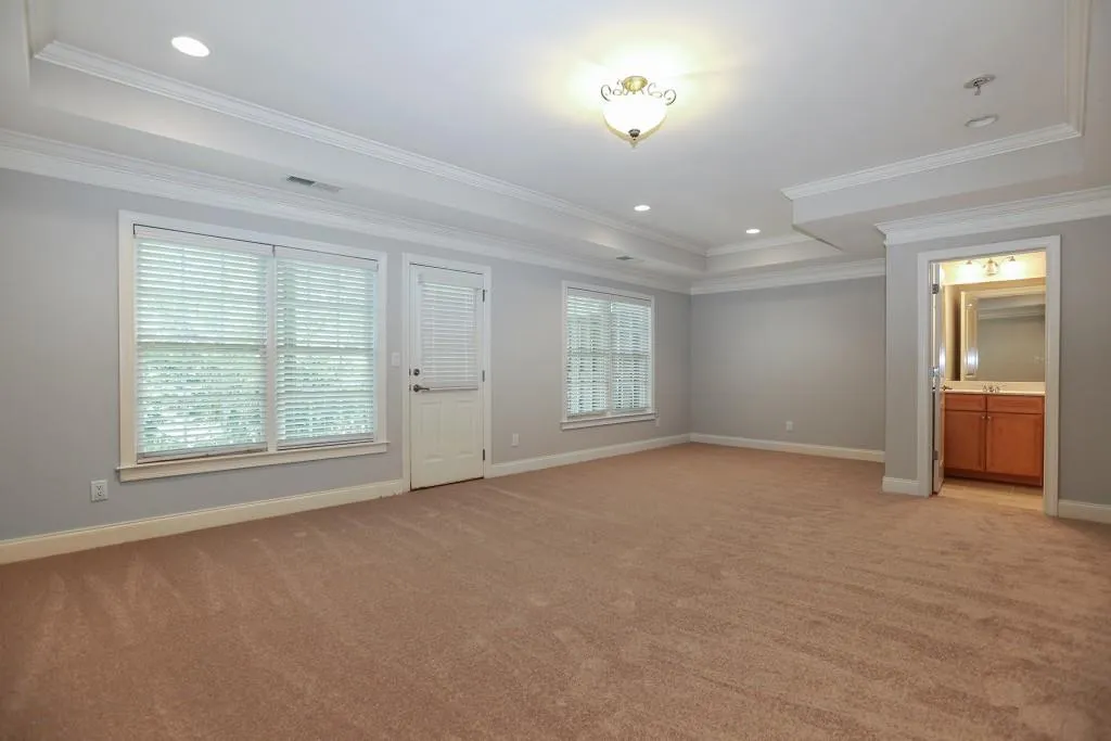 238 Meeting Lane, Atlanta, Georgia 30342, 4 Bedrooms Bedrooms, ,2 BathroomsBathrooms,Residential,Sold,238 Meeting Lane,5897829