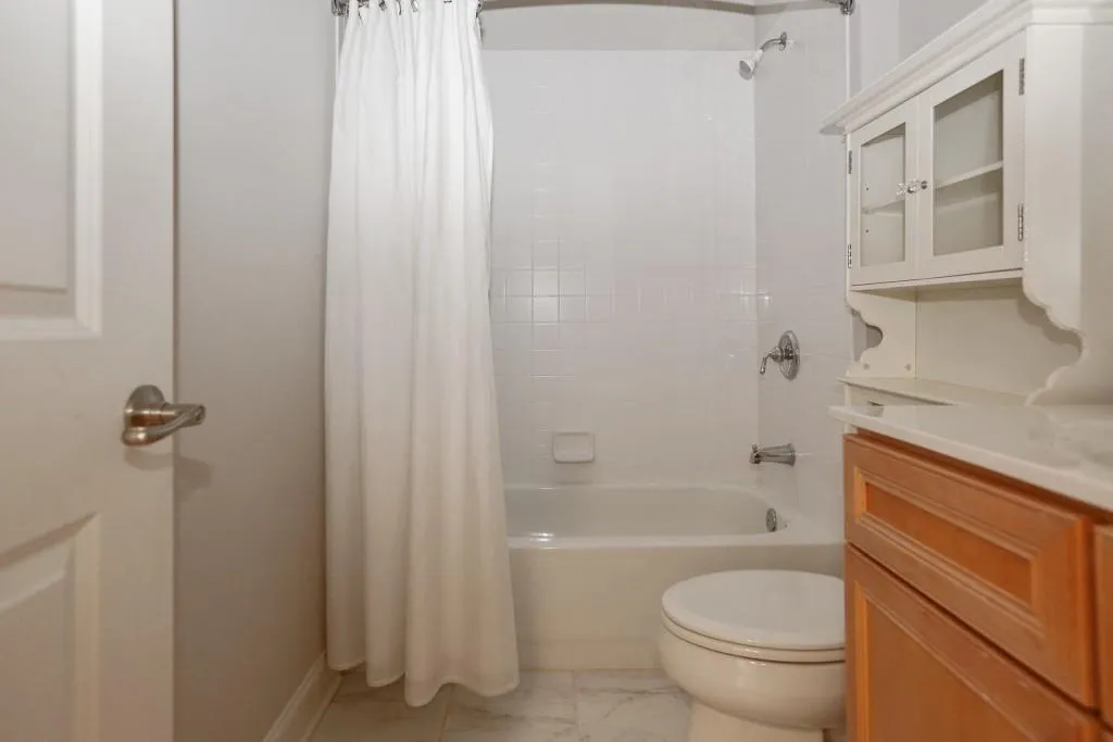238 Meeting Lane, Atlanta, Georgia 30342, 4 Bedrooms Bedrooms, ,2 BathroomsBathrooms,Residential,Sold,238 Meeting Lane,5897829