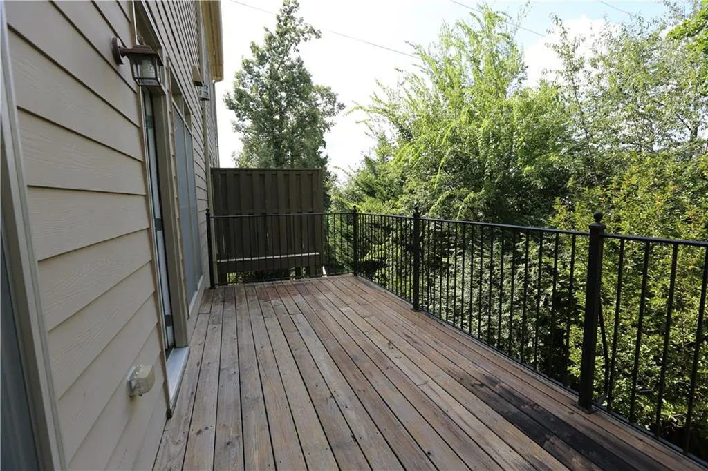 238 Meeting Lane, Atlanta, Georgia 30342, 4 Bedrooms Bedrooms, ,2 BathroomsBathrooms,Residential,Sold,238 Meeting Lane,5897829