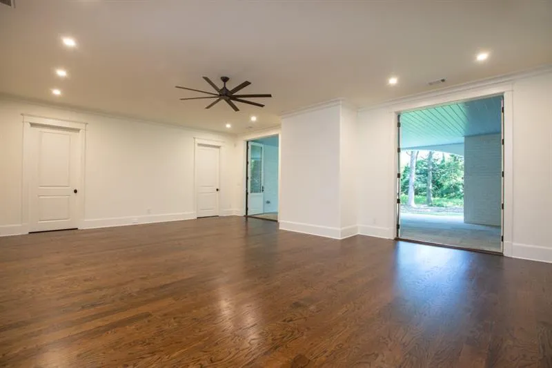 896 Crest Valley Drive, Sandy Springs, Georgia 30327, 6 Bedrooms Bedrooms, ,6 BathroomsBathrooms,Residential,Sold,896 Crest Valley Drive,6619793