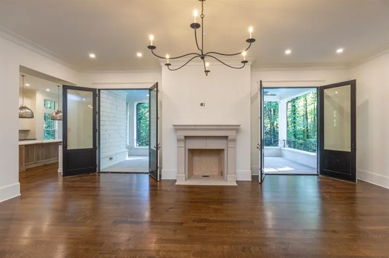 896 Crest Valley Drive, Sandy Springs, Georgia 30327, 6 Bedrooms Bedrooms, ,6 BathroomsBathrooms,Residential,Sold,896 Crest Valley Drive,6619793