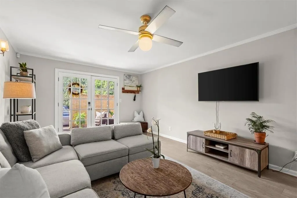 5400 Roswell Road Unit P8, Sandy Springs, Georgia 30342, 2 Bedrooms Bedrooms, ,1 BathroomBathrooms,Residential,Sold,5400 Roswell Road Unit P8,7213737 5400 Roswell Road Unit P8, Sandy Springs, Georgia 30342, 2 Bedrooms Bedrooms, ,1 BathroomBathrooms,Residential,Sold,5400 Roswell Road Unit P8,7213737