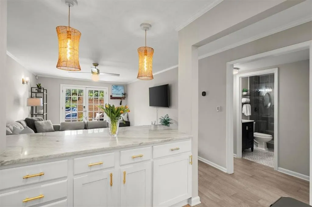 5400 Roswell Road Unit P8, Sandy Springs, Georgia 30342, 2 Bedrooms Bedrooms, ,1 BathroomBathrooms,Residential,Sold,5400 Roswell Road Unit P8,7213737 5400 Roswell Road Unit P8, Sandy Springs, Georgia 30342, 2 Bedrooms Bedrooms, ,1 BathroomBathrooms,Residential,Sold,5400 Roswell Road Unit P8,7213737