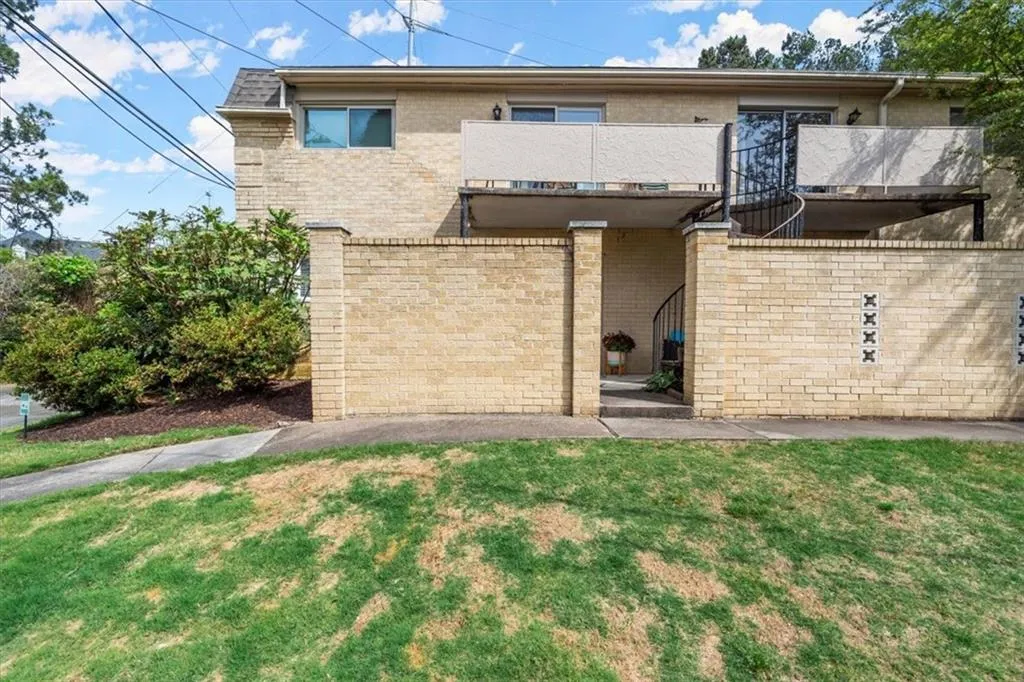 5400 Roswell Road Unit P8, Sandy Springs, Georgia 30342, 2 Bedrooms Bedrooms, ,1 BathroomBathrooms,Residential,Sold,5400 Roswell Road Unit P8,7213737 5400 Roswell Road Unit P8, Sandy Springs, Georgia 30342, 2 Bedrooms Bedrooms, ,1 BathroomBathrooms,Residential,Sold,5400 Roswell Road Unit P8,7213737