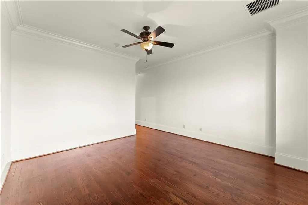3657 Peachtree Road Ne Unit 8a, Atlanta, Georgia 30319, 3 Bedrooms Bedrooms, ,3 BathroomsBathrooms,Residential,For Sale,3657 Peachtree Road Ne Unit 8a,7616313