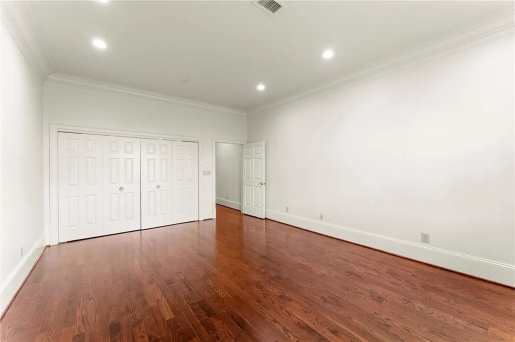 3657 Peachtree Road Ne Unit 8a, Atlanta, Georgia 30319, 3 Bedrooms Bedrooms, ,3 BathroomsBathrooms,Residential,For Sale,3657 Peachtree Road Ne Unit 8a,7616313