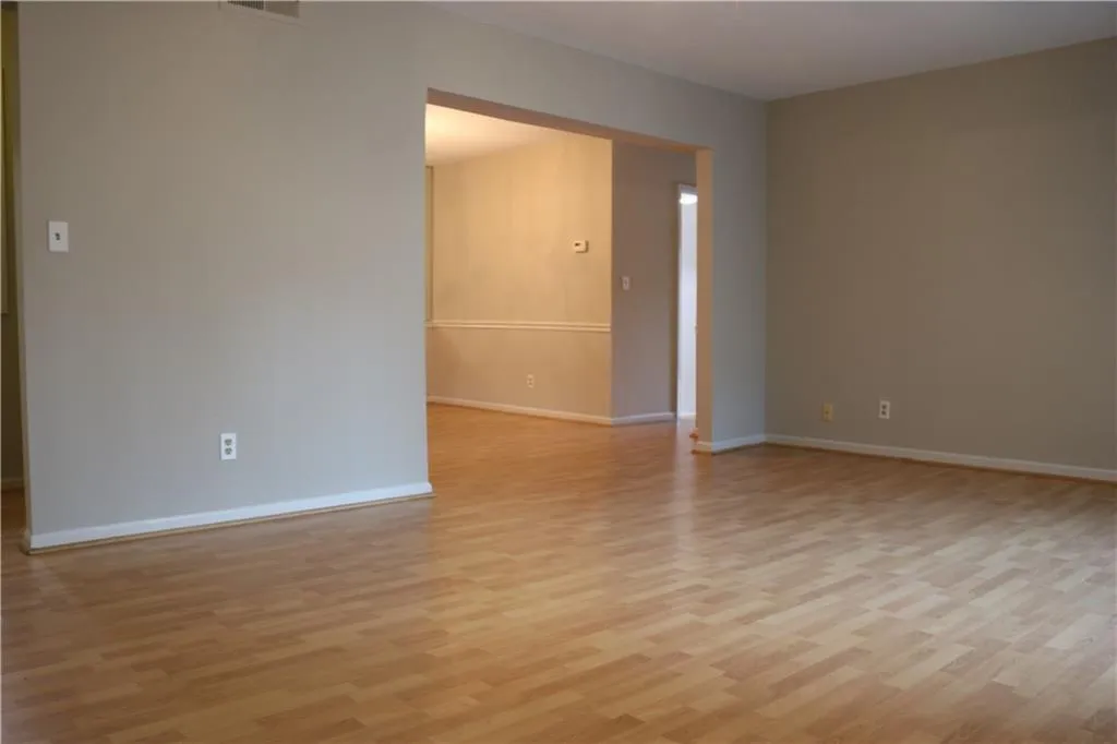 6851 Roswell Road Unit P3, Sandy Springs, Georgia 30328, 2 Bedrooms Bedrooms, ,2 BathroomsBathrooms,Residential,Sold,6851 Roswell Road Unit P3,6944589