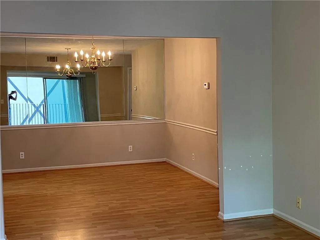 6851 Roswell Road Unit P3, Sandy Springs, Georgia 30328, 2 Bedrooms Bedrooms, ,2 BathroomsBathrooms,Residential,Sold,6851 Roswell Road Unit P3,6944589