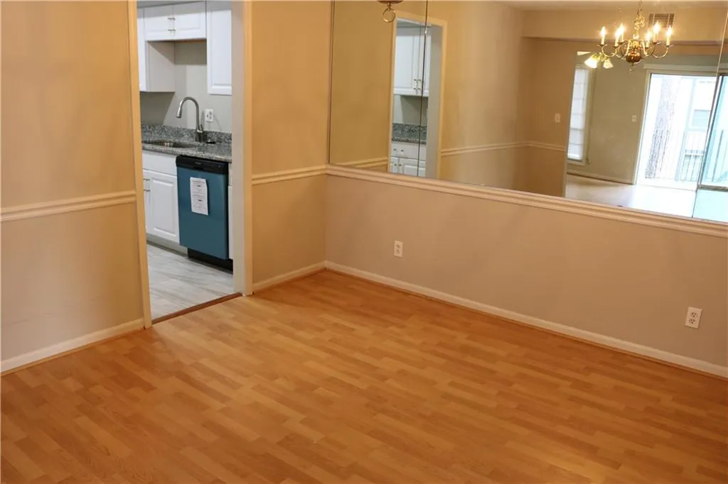 6851 Roswell Road Unit P3, Sandy Springs, Georgia 30328, 2 Bedrooms Bedrooms, ,2 BathroomsBathrooms,Residential,Sold,6851 Roswell Road Unit P3,6944589