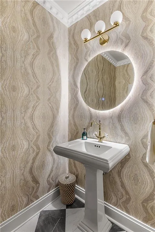 905 Juniper Street Ne Unit 705, Atlanta, Georgia 30309, 2 Bedrooms Bedrooms, ,2 BathroomsBathrooms,Residential,For Sale,905 Juniper Street Ne Unit 705,7686115