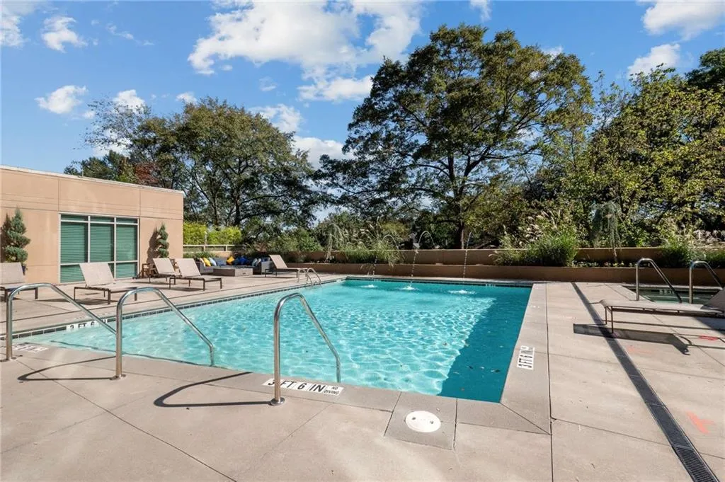 905 Juniper Street Ne Unit 705, Atlanta, Georgia 30309, 2 Bedrooms Bedrooms, ,2 BathroomsBathrooms,Residential,For Sale,905 Juniper Street Ne Unit 705,7686115