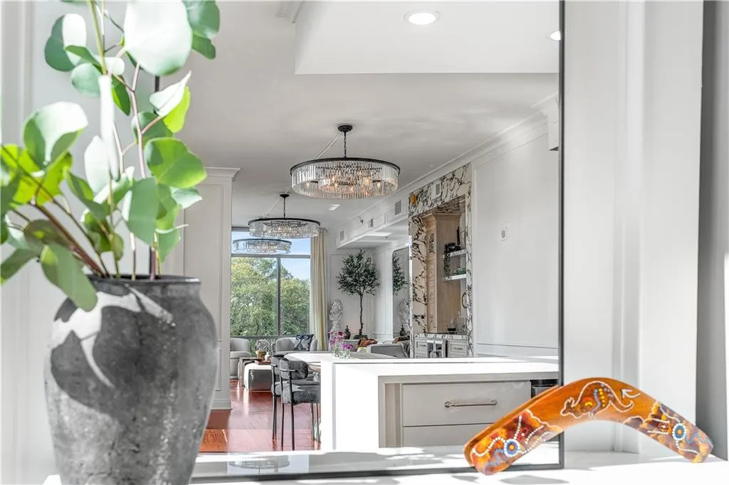 905 Juniper Street Ne Unit 705, Atlanta, Georgia 30309, 2 Bedrooms Bedrooms, ,2 BathroomsBathrooms,Residential,For Sale,905 Juniper Street Ne Unit 705,7686115