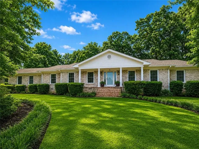 5045 Fox Forest, Lilburn, Georgia 30047