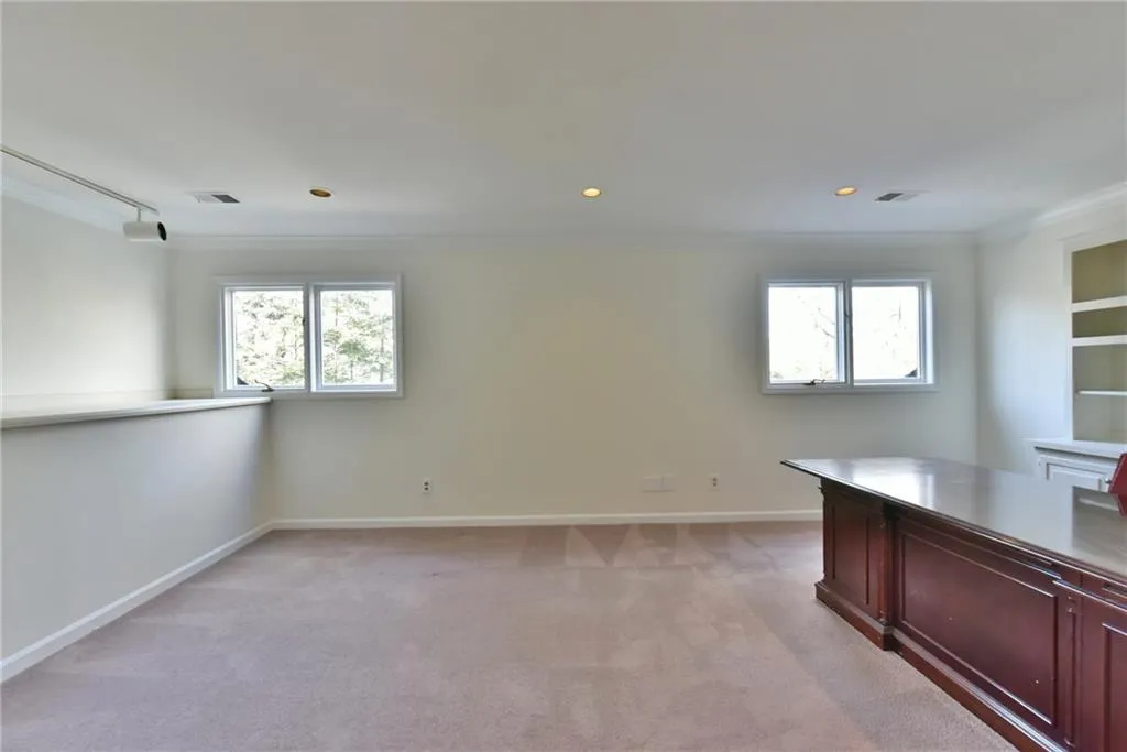 65 Old Powers Place, Sandy Springs, Georgia 30327, 5 Bedrooms Bedrooms, ,3 BathroomsBathrooms,Residential,Sold,65 Old Powers Place,5789139
