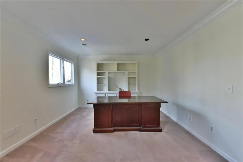65 Old Powers Place, Sandy Springs, Georgia 30327, 5 Bedrooms Bedrooms, ,3 BathroomsBathrooms,Residential,Sold,65 Old Powers Place,5789139