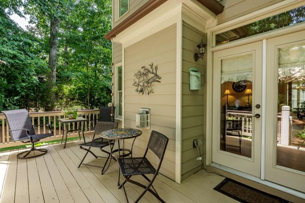 7973 Magnolia Square, Sandy Springs, Georgia 30350, 4 Bedrooms Bedrooms, ,3 BathroomsBathrooms,Residential,Sold,7973 Magnolia Square,7065228