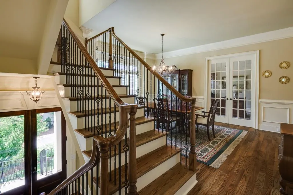 7973 Magnolia Square, Sandy Springs, Georgia 30350, 4 Bedrooms Bedrooms, ,3 BathroomsBathrooms,Residential,Sold,7973 Magnolia Square,7065228