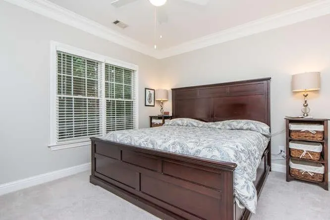 194 Meeting Lane, Atlanta, Georgia 30342, 4 Bedrooms Bedrooms, ,3 BathroomsBathrooms,Residential,Sold,194 Meeting Lane,7103706