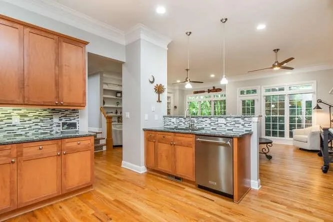 194 Meeting Lane, Atlanta, Georgia 30342, 4 Bedrooms Bedrooms, ,3 BathroomsBathrooms,Residential,Sold,194 Meeting Lane,7103706