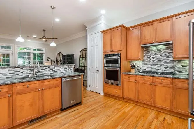194 Meeting Lane, Atlanta, Georgia 30342, 4 Bedrooms Bedrooms, ,3 BathroomsBathrooms,Residential,Sold,194 Meeting Lane,7103706