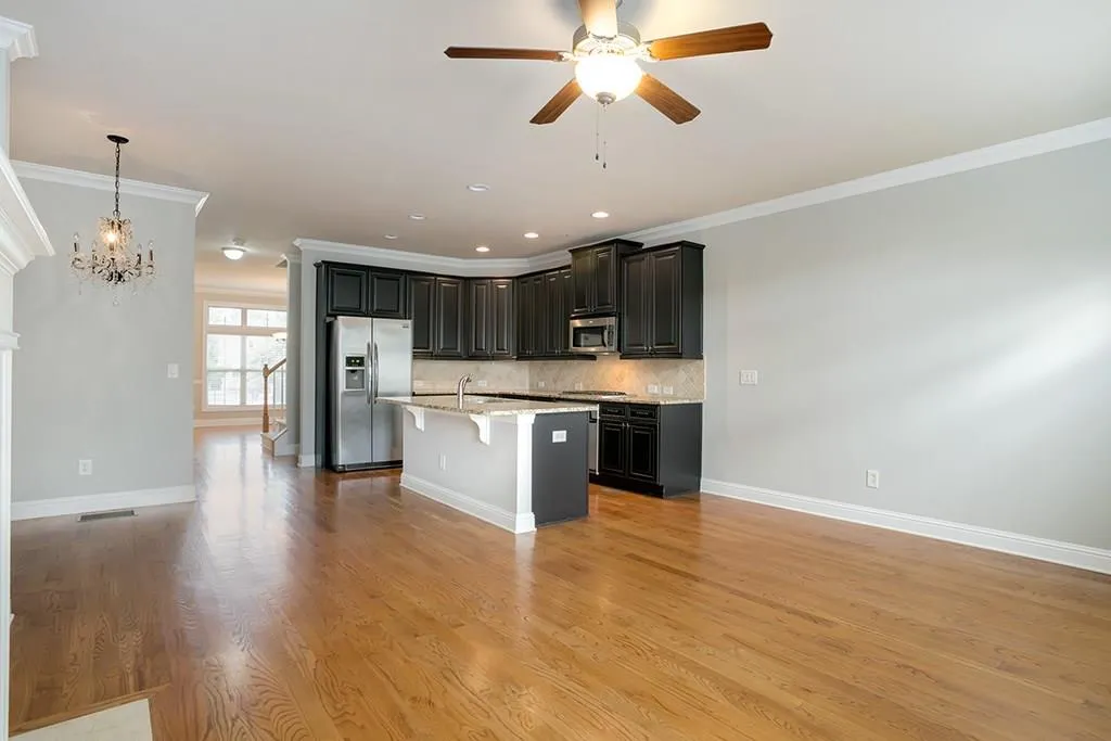 7950 Highland Bluff, Sandy Springs, Georgia 30328, 3 Bedrooms Bedrooms, ,3 BathroomsBathrooms,Residential,Sold,7950 Highland Bluff,6070581