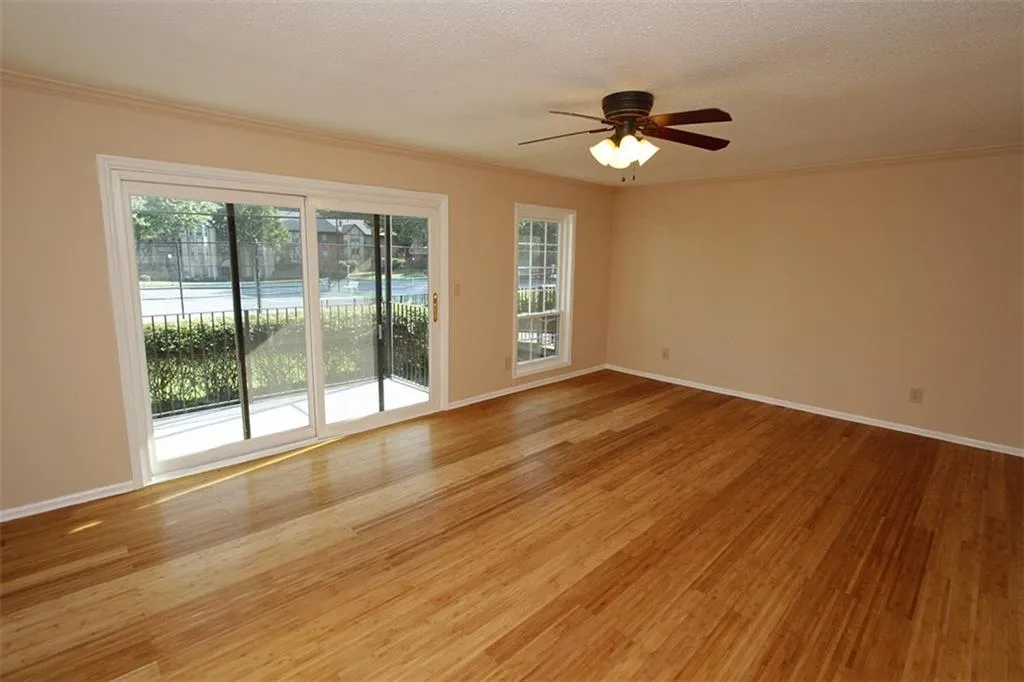 6851 Roswell Road Unit K8, Sandy Springs, Georgia 30328, 2 Bedrooms Bedrooms, ,2 BathroomsBathrooms,Residential,Sold,6851 Roswell Road Unit K8,6616401