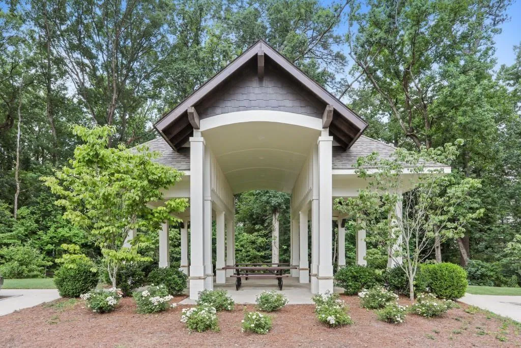 6451 Meridian Way, Atlanta, Georgia 30328, 6 Bedrooms Bedrooms, ,4 BathroomsBathrooms,Residential,Sold,6451 Meridian Way,6933811