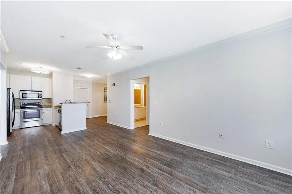 10 Perimeter Summit Boulevard Ne Unit 3109, Brookhaven, Georgia 30319, 2 Bedrooms Bedrooms, ,2 BathroomsBathrooms,Residential,For Sale,10 Perimeter Summit Boulevard Ne Unit 3109,7574299